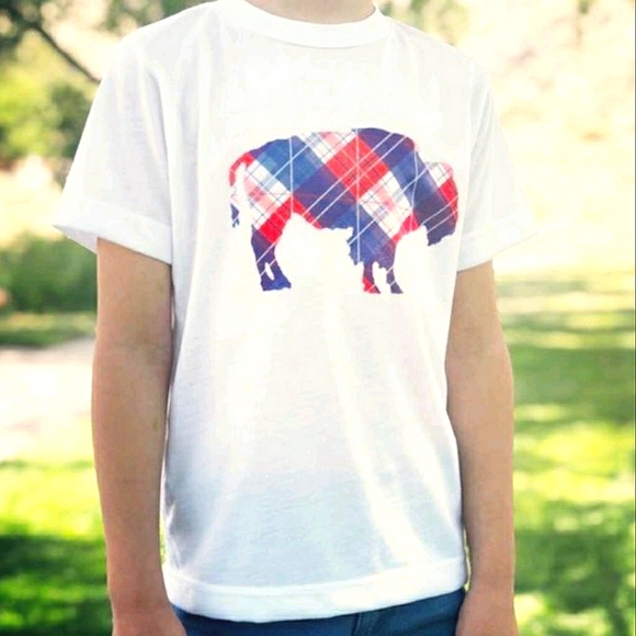 "Chica Go Bills" Unisex Tee - Picture 1 of 3